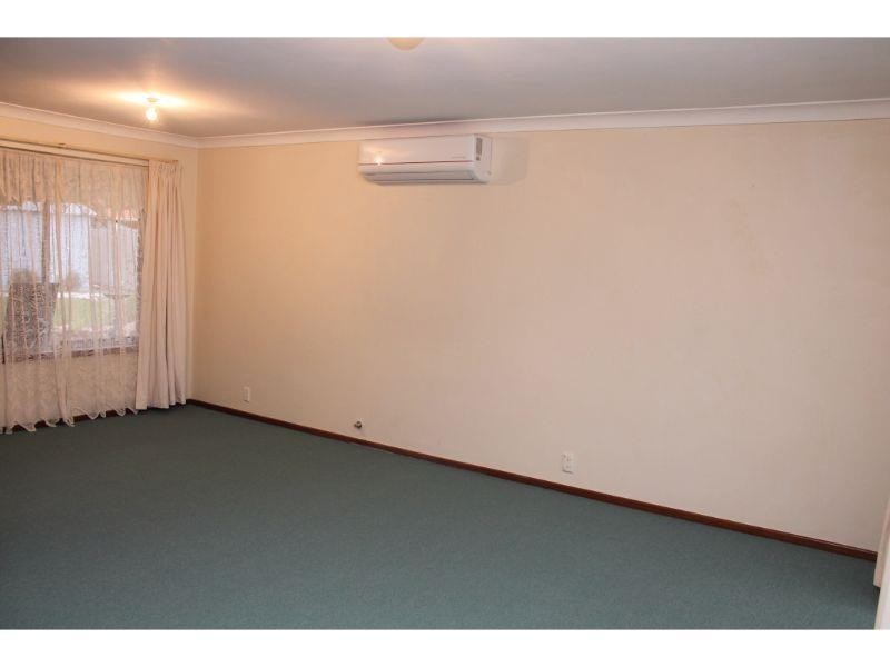 78 Juniper Way, Forrestfield WA 6058