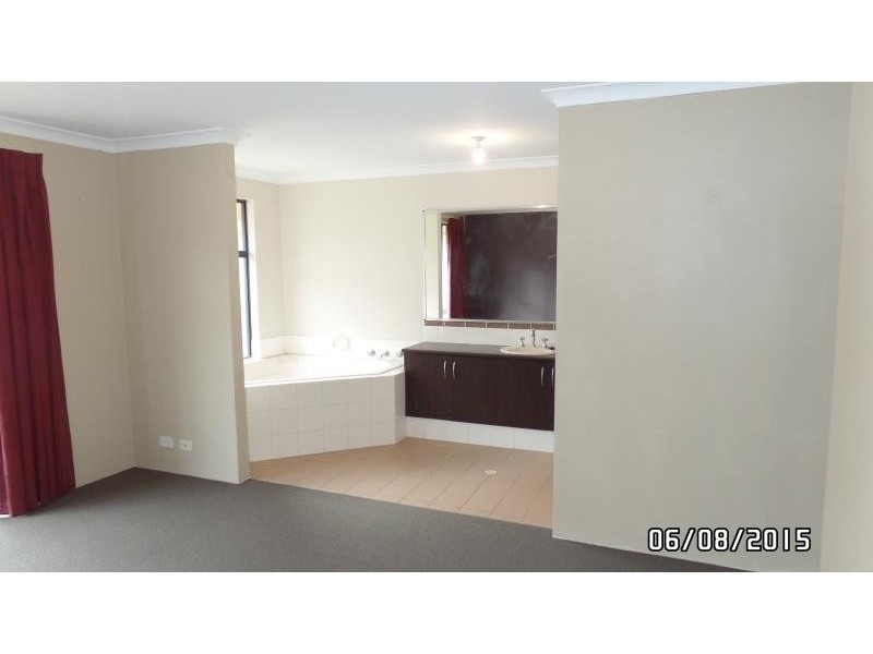 47 Indiana Parade, Singleton WA 6175