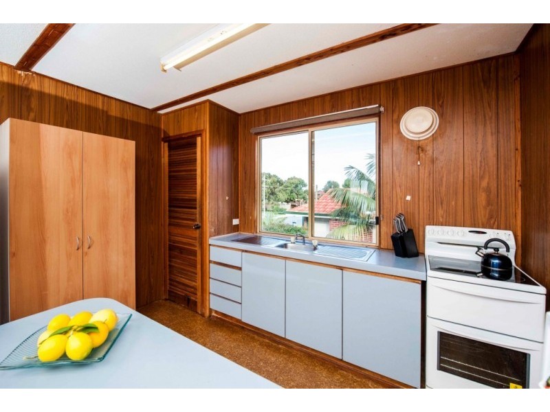 41 Yanrey Street, Golden Bay WA 6174