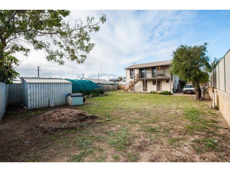 41 Yanrey Street, Golden Bay WA 6174