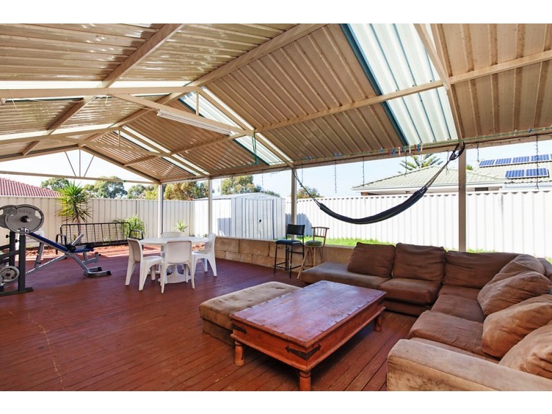 6 Raven Lane, Warnbro WA 6169