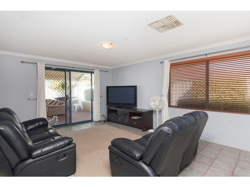 6 Raven Lane, Warnbro WA 6169