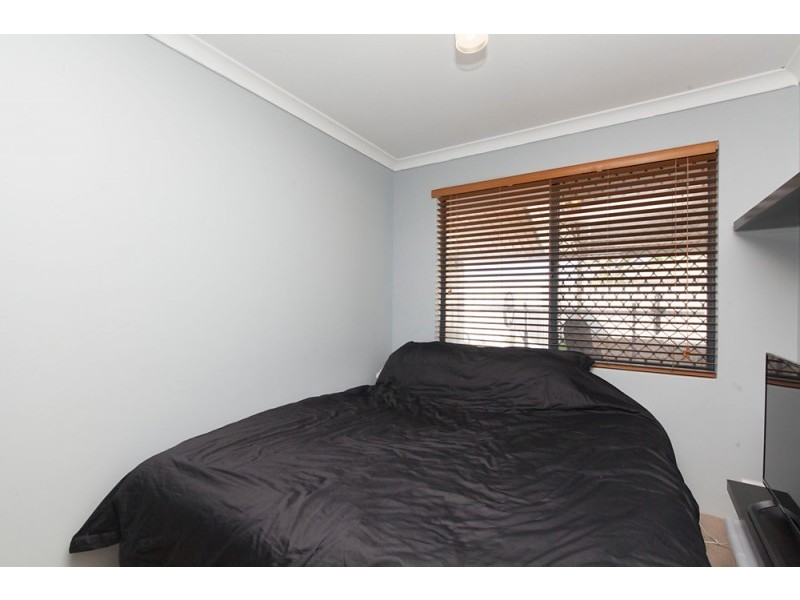 6 Raven Lane, Warnbro WA 6169