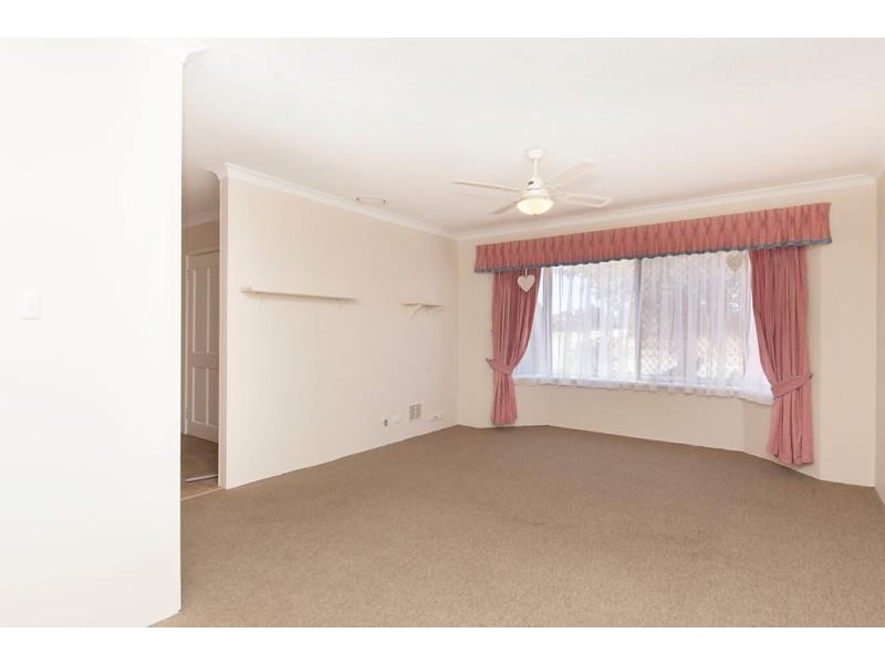 19 Mandarin Way, Seville Grove WA 6112