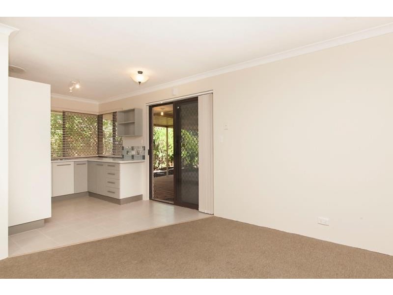 19 Mandarin Way, Seville Grove WA 6112