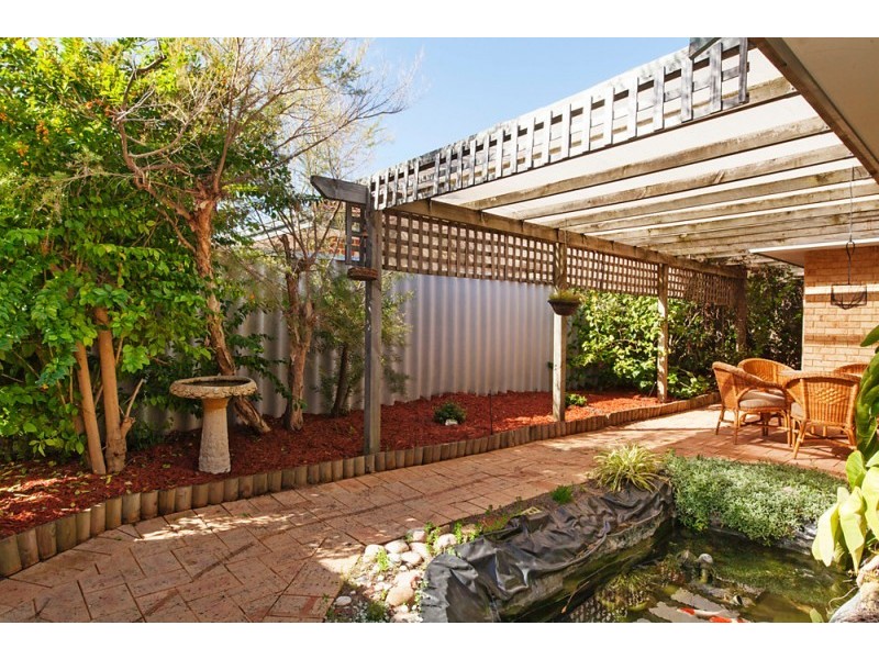 18 Zedora Loop, Port Kennedy WA 6172