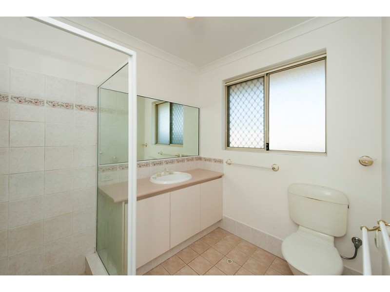 5 Requa Crescent, Warnbro WA 6169