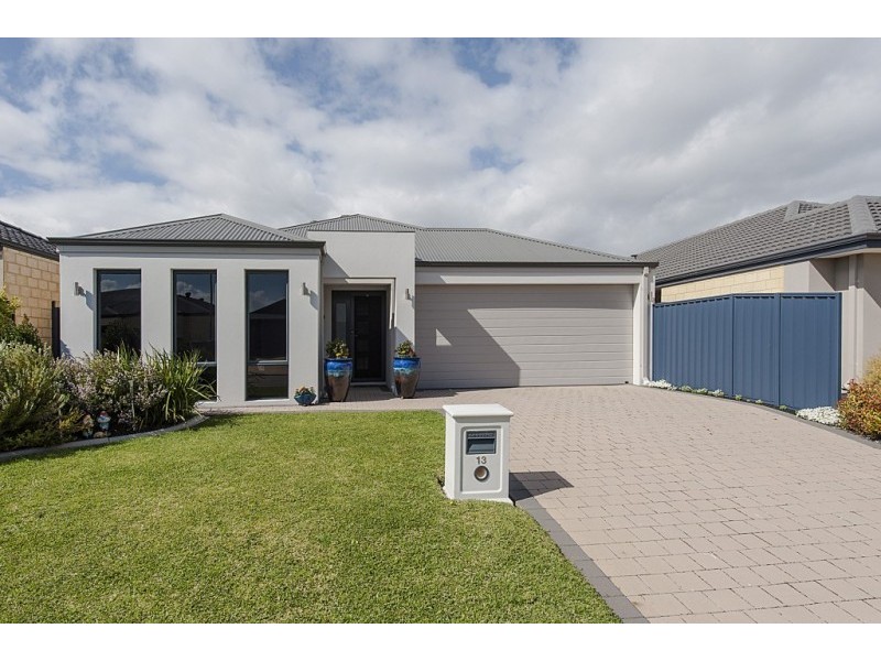 13 Ortona Crescent, Secret Harbour WA 6173