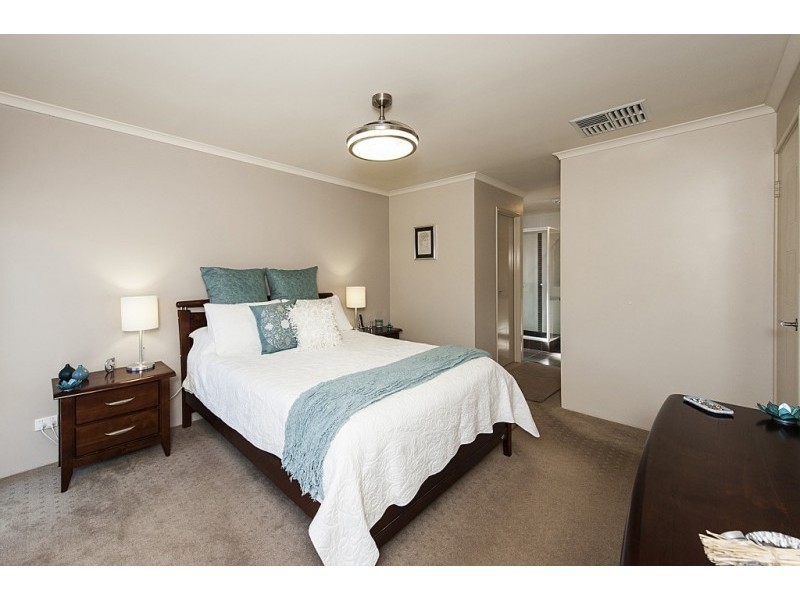 13 Ortona Crescent, Secret Harbour WA 6173