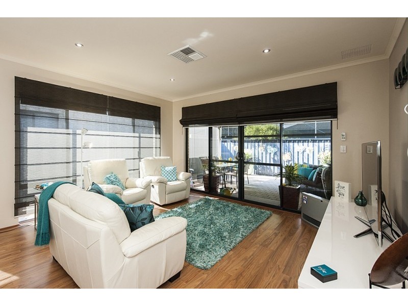 13 Ortona Crescent, Secret Harbour WA 6173