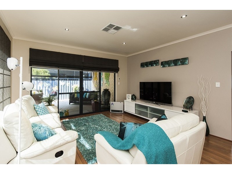 13 Ortona Crescent, Secret Harbour WA 6173