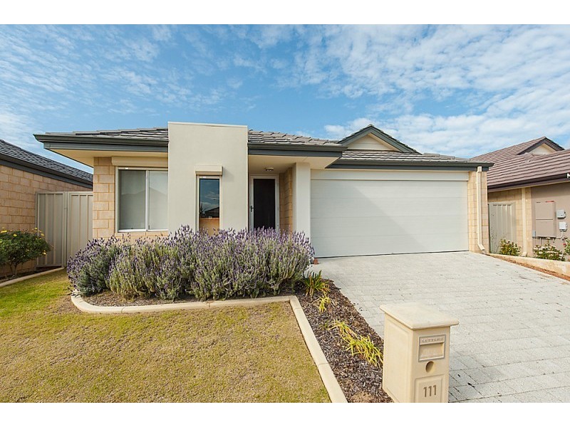 111 Tangadee Road, Golden Bay WA 6174