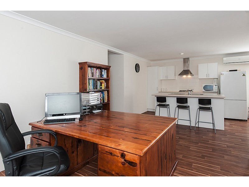 111 Tangadee Road, Golden Bay WA 6174