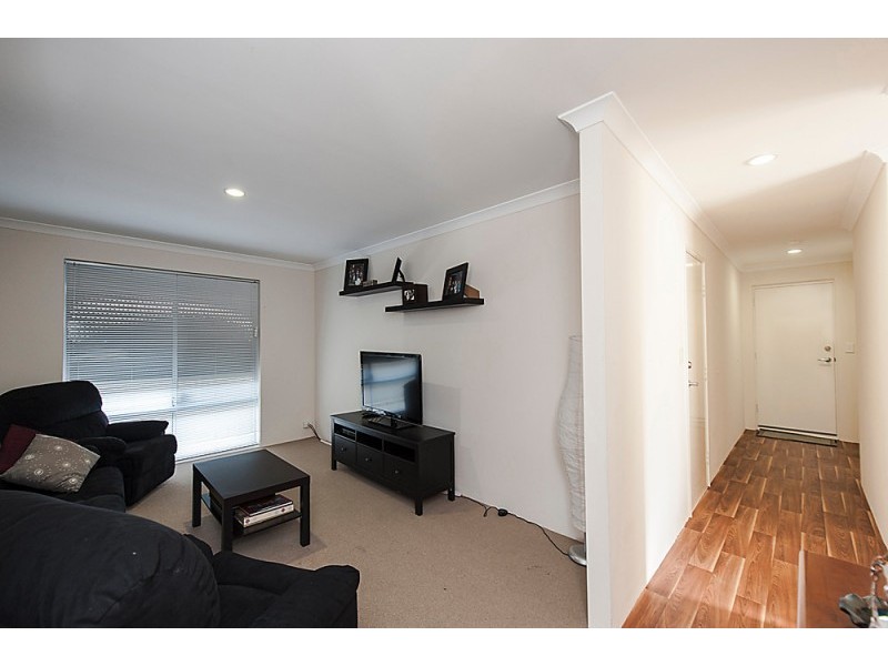 111 Tangadee Road, Golden Bay WA 6174