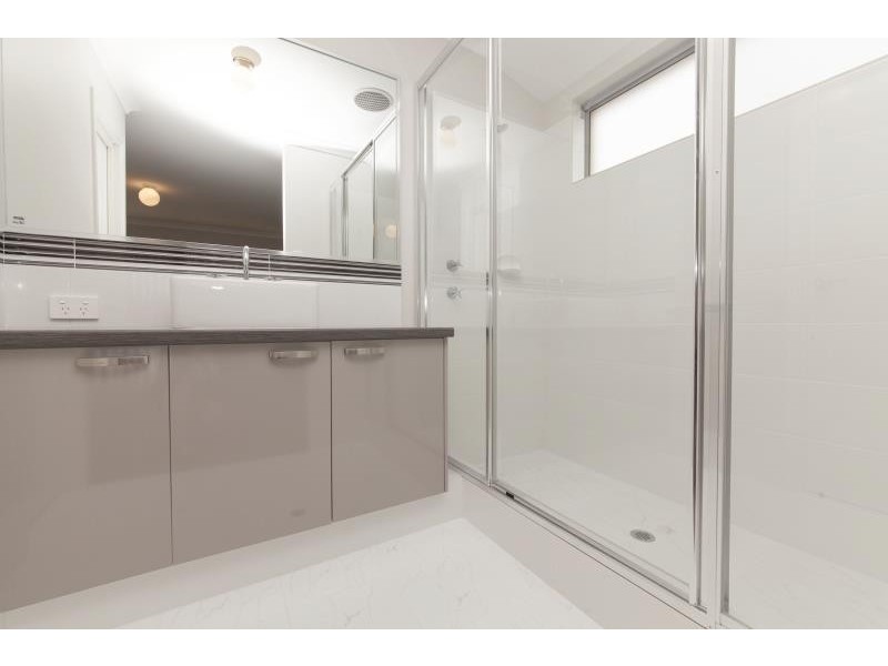 10 Persian Grove, Singleton WA 6175