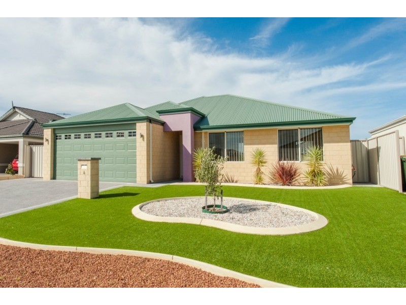 4 Keraudren Vale, Secret Harbour WA 6173