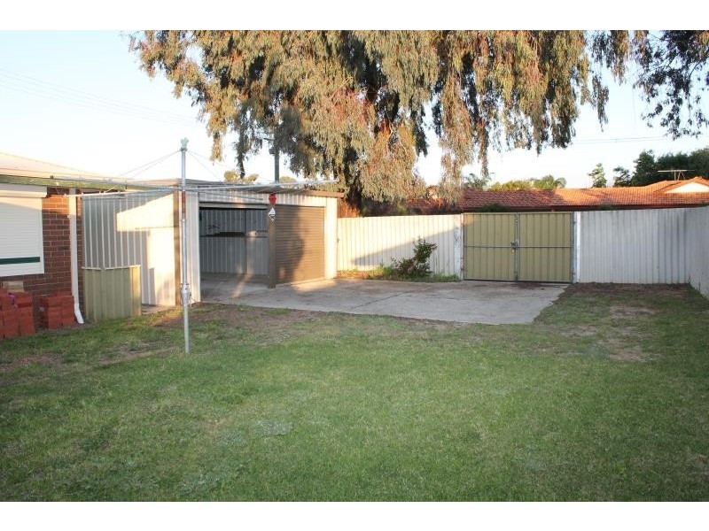 19 Phylma Street, Armadale WA 6112