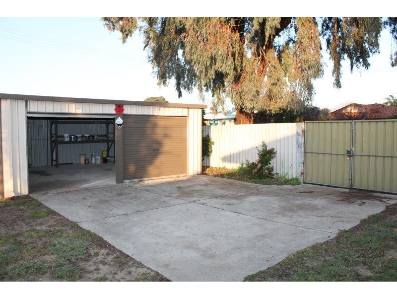 19 Phylma Street, Armadale WA 6112