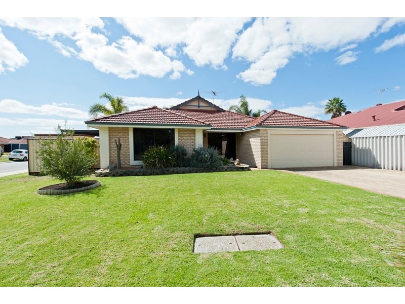 10 Royal Palm Drive, Warnbro WA 6169