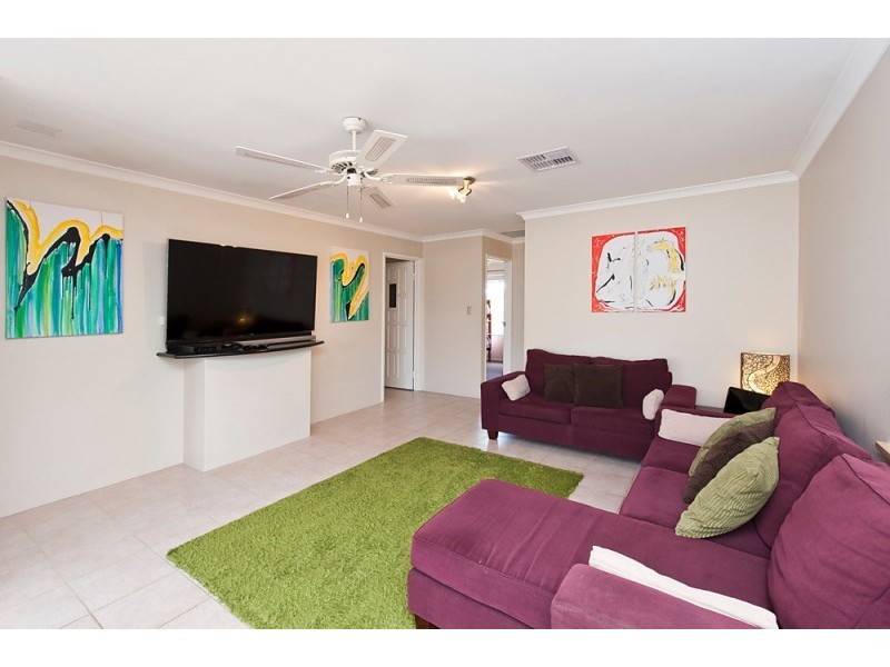 10 Royal Palm Drive, Warnbro WA 6169