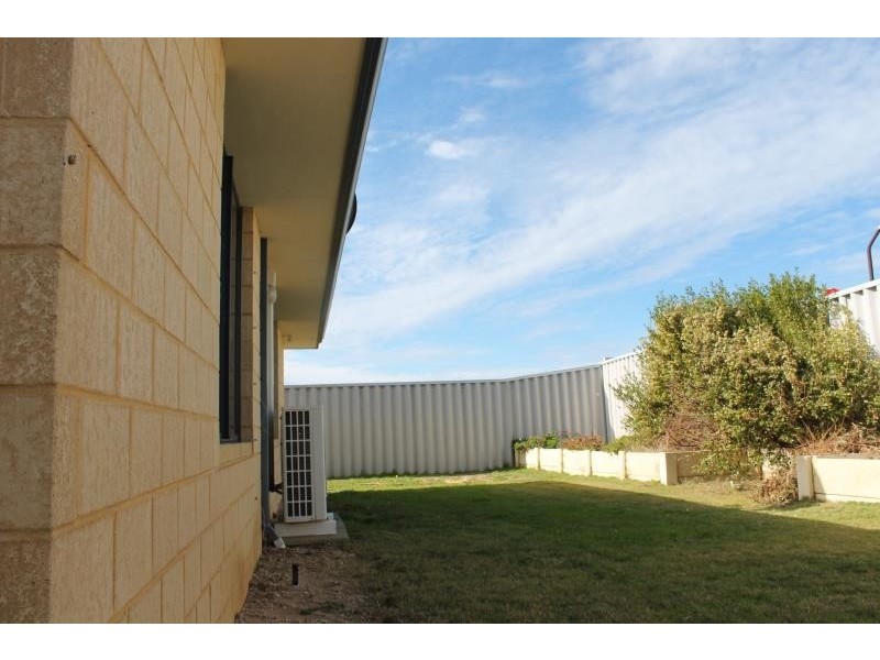 6 Meelup Pass, Secret Harbour WA 6173