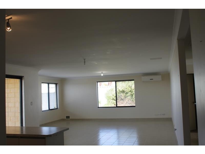 6 Meelup Pass, Secret Harbour WA 6173