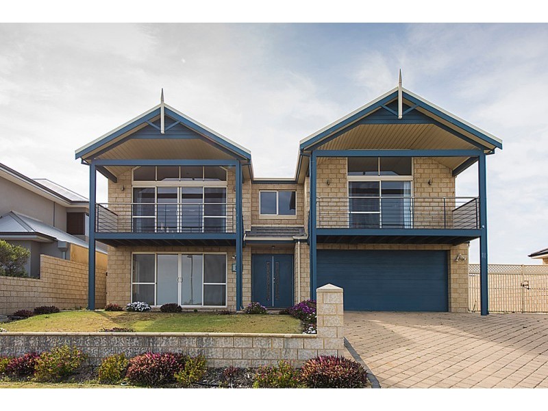 11 Abeona Parade, Madora Bay WA 6210