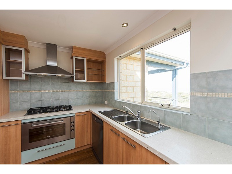 11 Abeona Parade, Madora Bay WA 6210