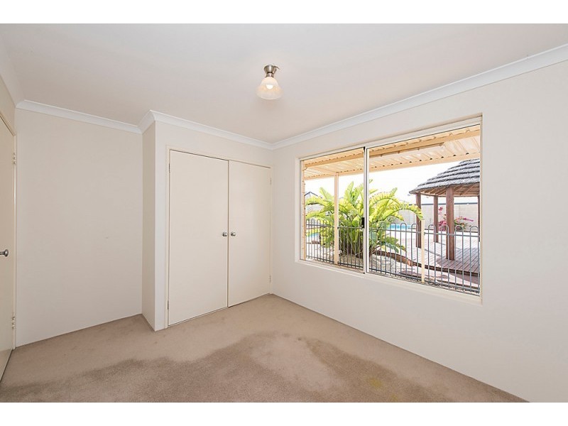 11 Abeona Parade, Madora Bay WA 6210