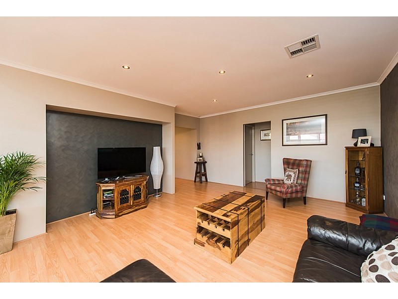 22 Claiborne Road, Secret Harbour WA 6173