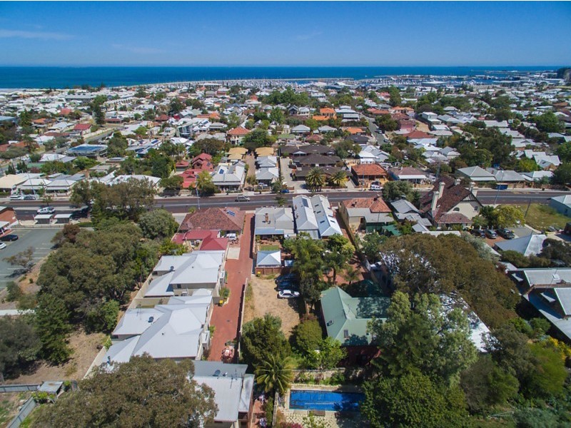 180a Hampton Road, Beaconsfield WA 6162