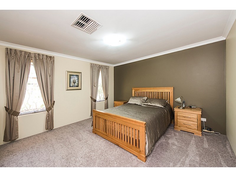 39 Greeson Pwy, Secret Harbour WA 6173