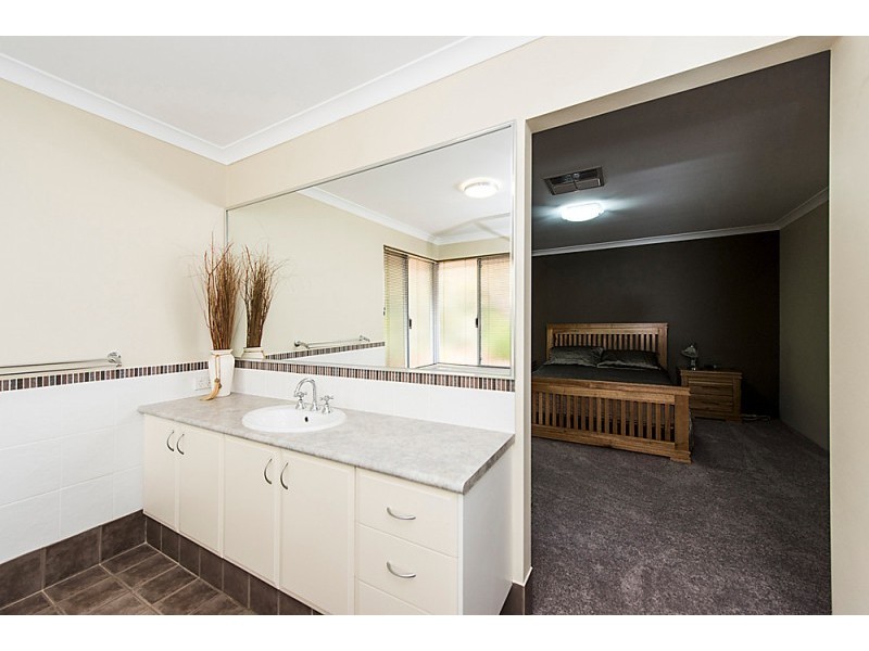 39 Greeson Pwy, Secret Harbour WA 6173