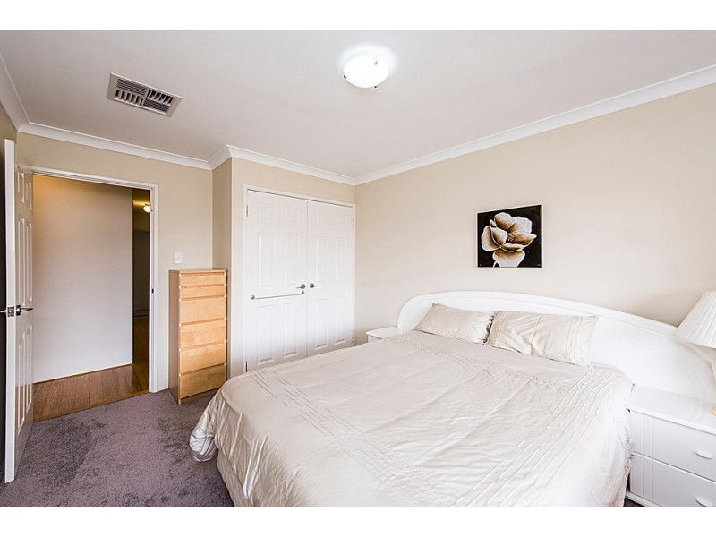 39 Greeson Pwy, Secret Harbour WA 6173