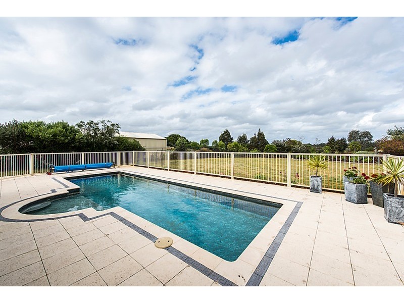 39 Greeson Pwy, Secret Harbour WA 6173