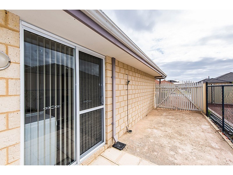 39 Greeson Pwy, Secret Harbour WA 6173