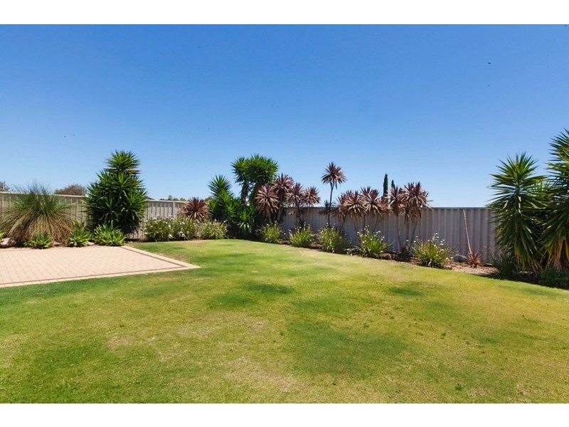 14 Millwood Street, Secret Harbour WA 6173