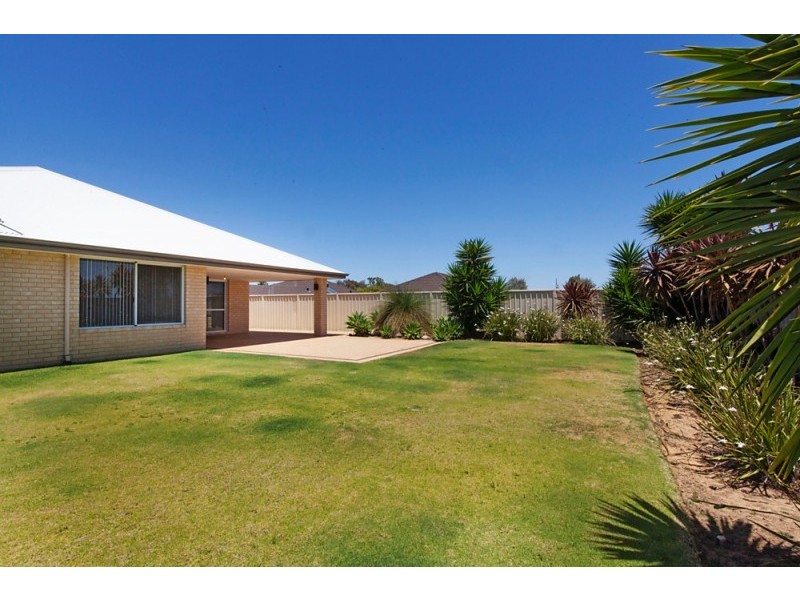 14 Millwood Street, Secret Harbour WA 6173