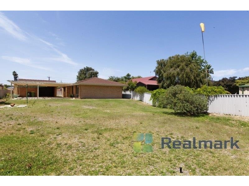 9 Strelley Road, Golden Bay WA 6174