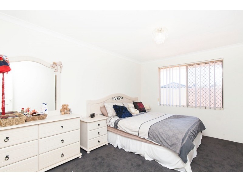 34 Mayflower Close, Port Kennedy WA 6172