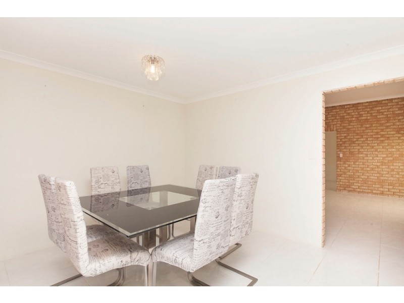 34 Mayflower Close, Port Kennedy WA 6172