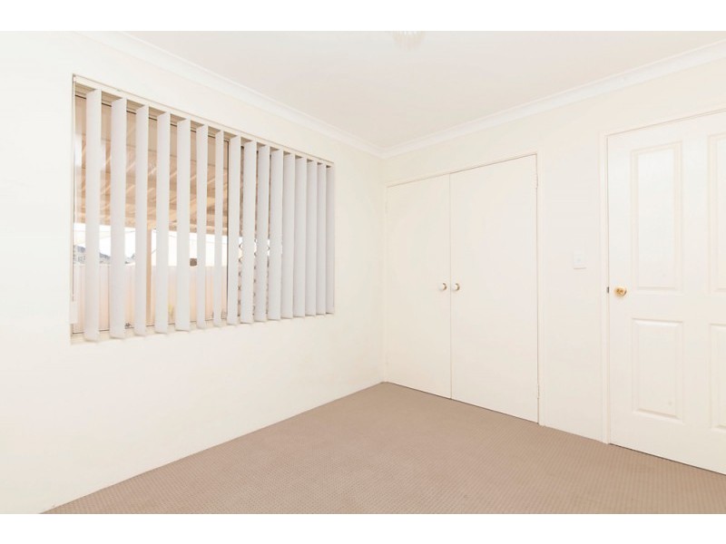 34 Mayflower Close, Port Kennedy WA 6172