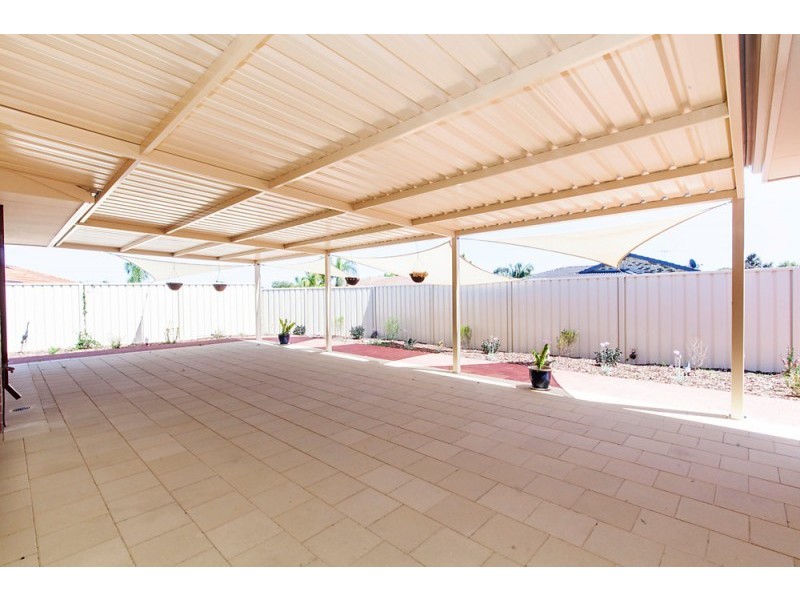 34 Mayflower Close, Port Kennedy WA 6172