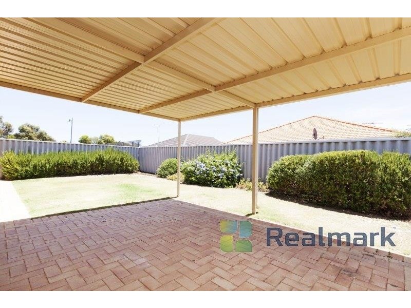 18 Mandalay Bend, Secret Harbour WA 6173