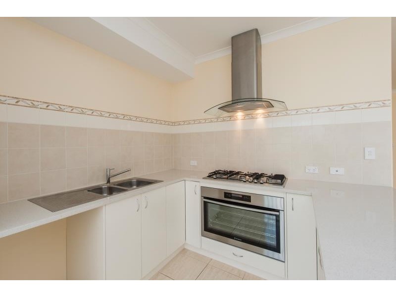 4 Keraudren Vale, Secret Harbour WA 6173