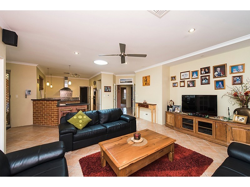 7 Mikonos Mews, Secret Harbour WA 6173