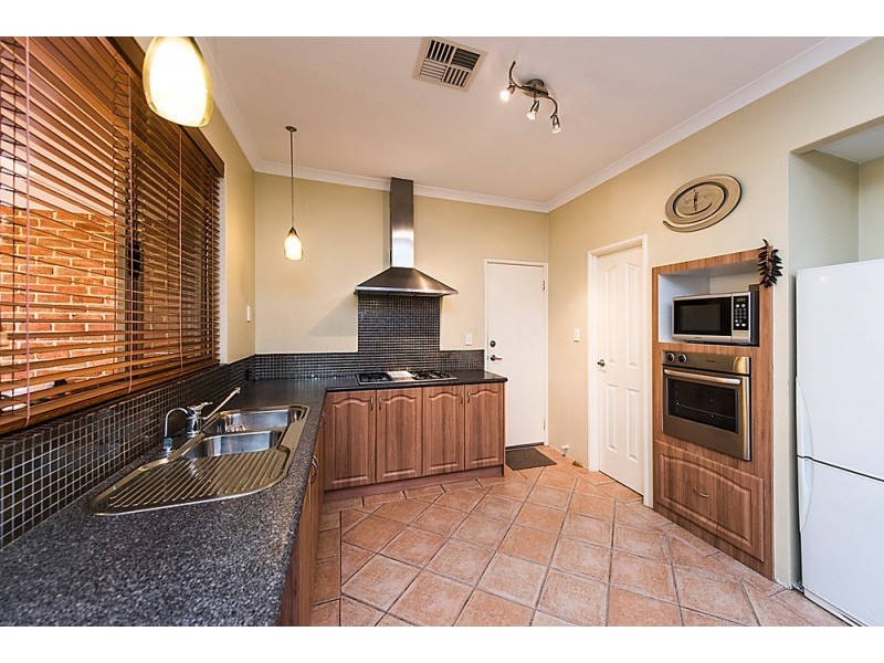 7 Mikonos Mews, Secret Harbour WA 6173