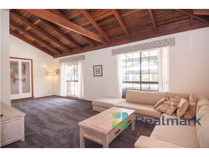 4 Bluefin Drive, Golden Bay WA 6174