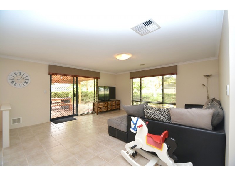 20 Miltona Drive, Secret Harbour WA 6173