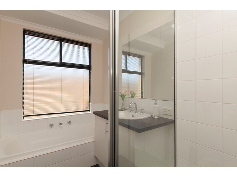 2 Brumby Entrance, Baldivis WA 6171